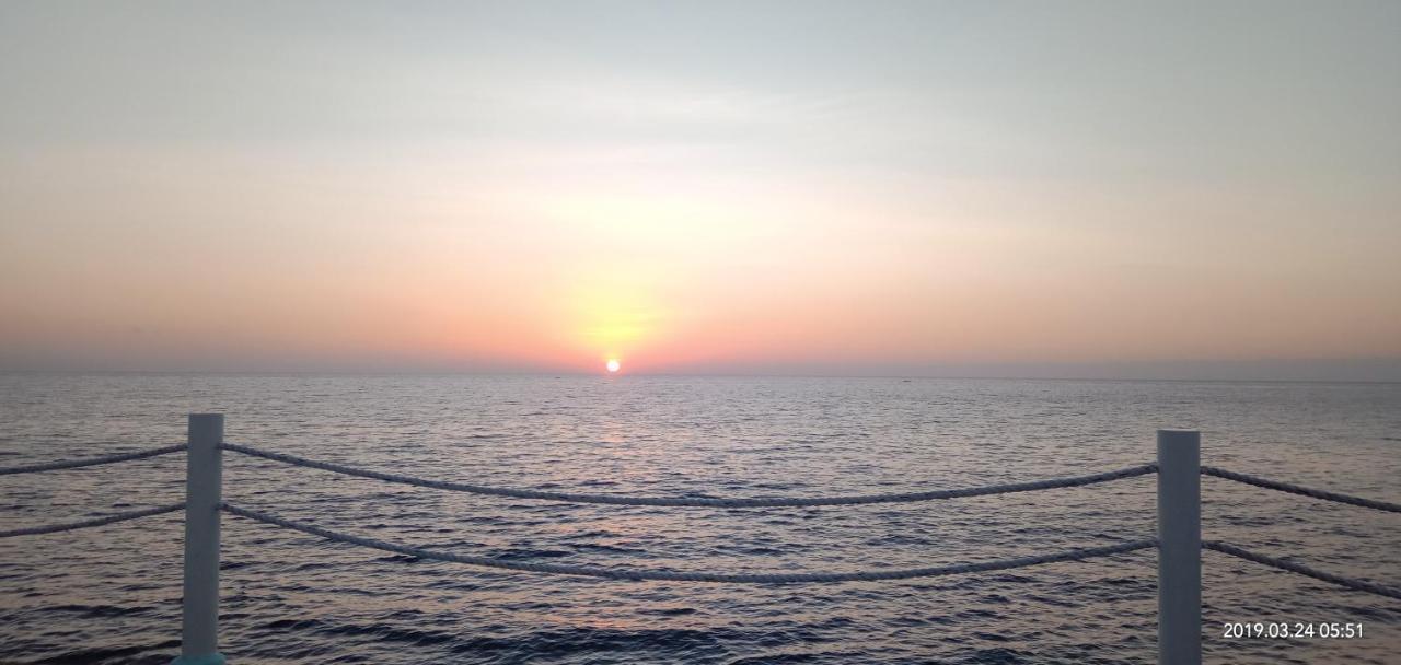 Seascape Beach Resort Oslob Zewnętrze zdjęcie