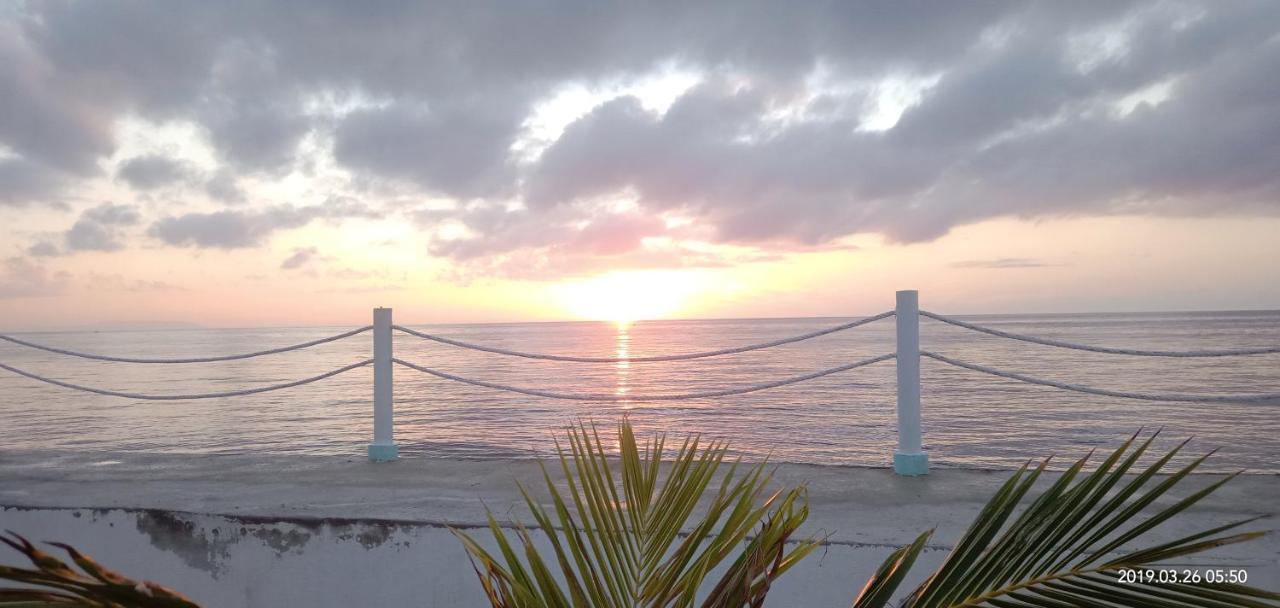 Seascape Beach Resort Oslob Zewnętrze zdjęcie